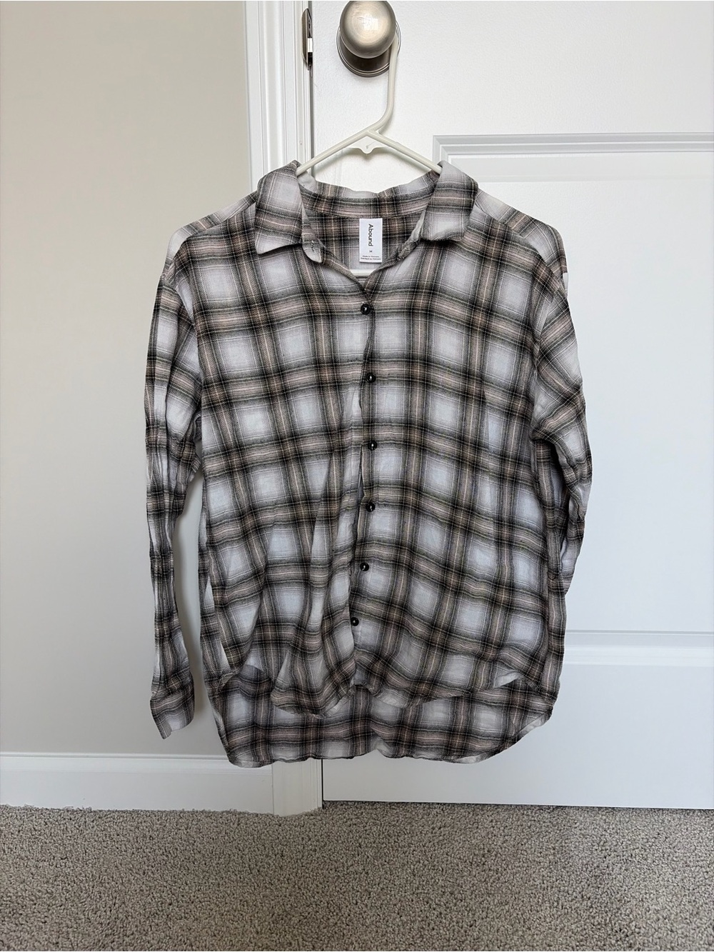 Abound Gray and White Plaid Button-Up Shirt